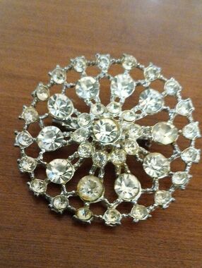 Vintage 2" Clear Crystal Rhinestones Round Statement Brooch